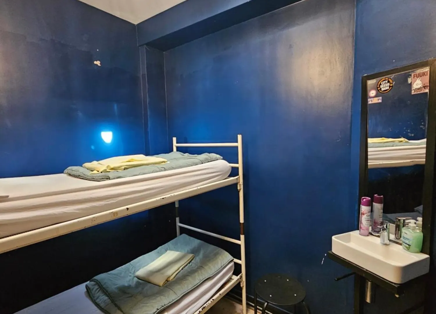 Crossroads Hostel Amsterdam 0*,